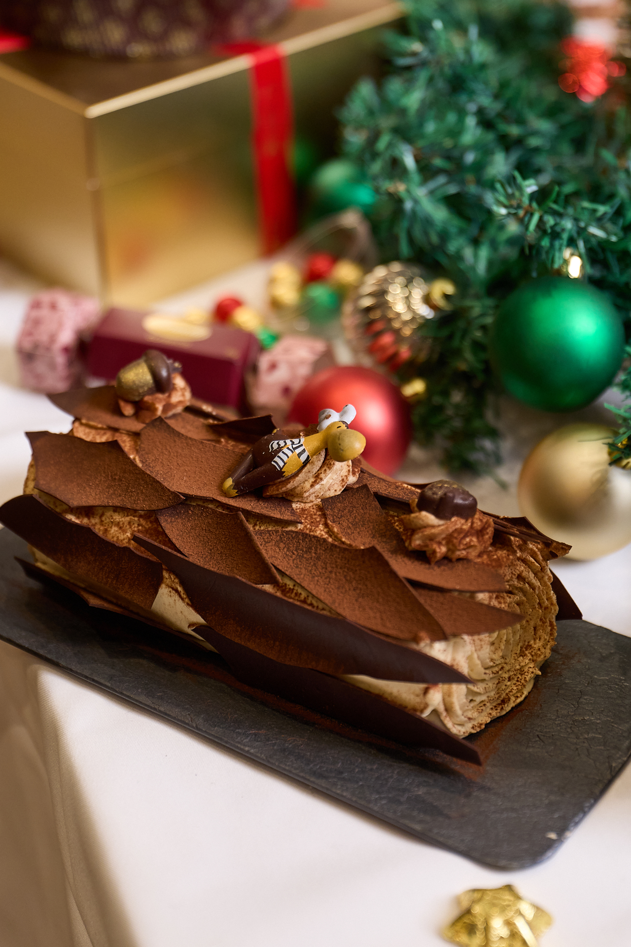 Tiramisu Yule Log - Image 4