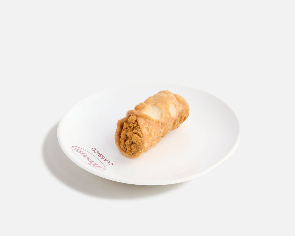 Cannoli Biscoff