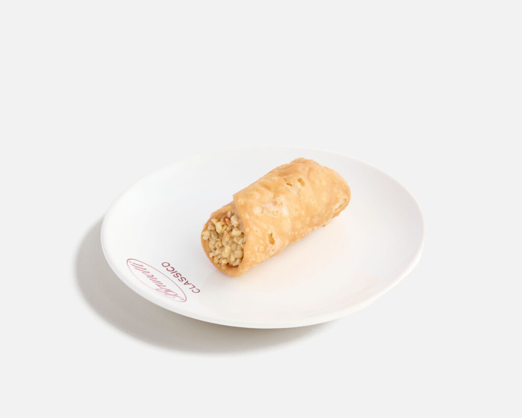 Cannoli Bueno