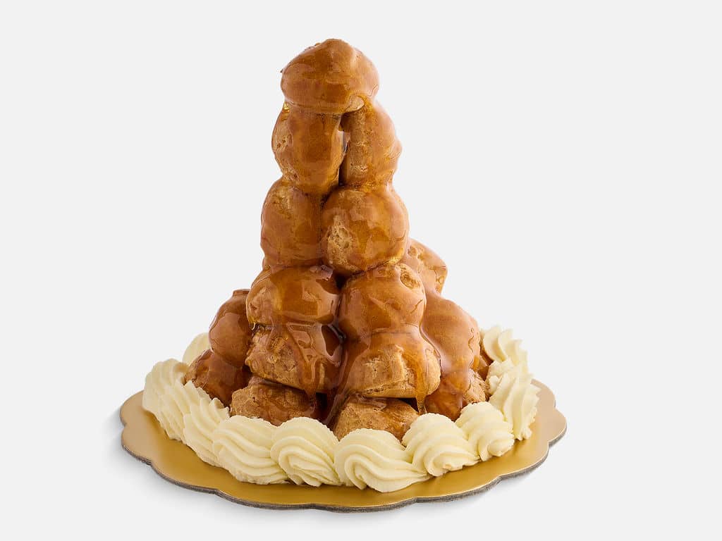Croquembouche